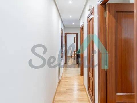 Piso de 80 m² en Oviedo