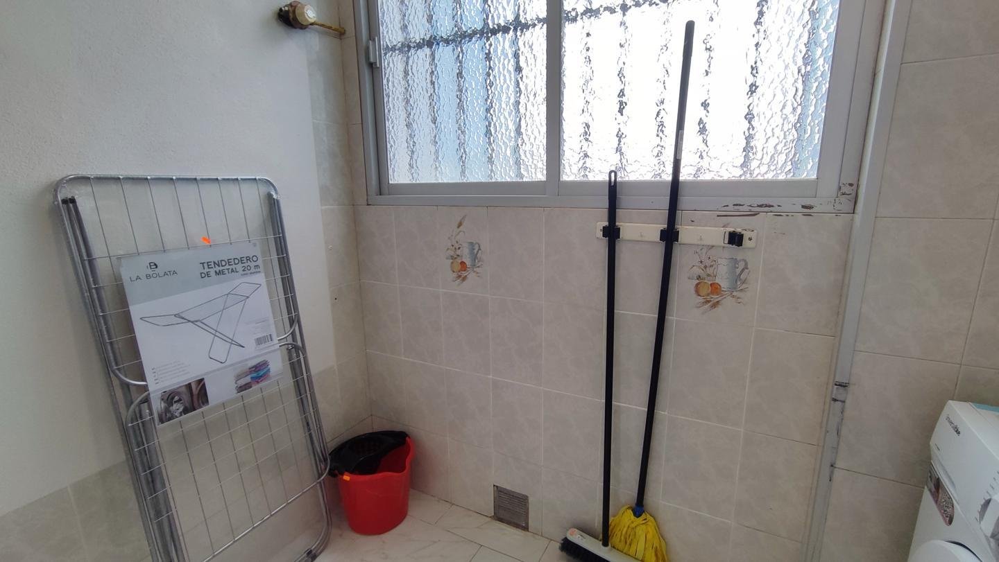 Habitación 76 m², Granada
