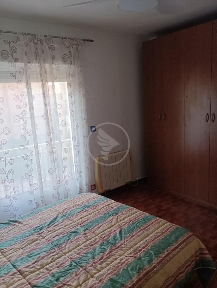 Piso de 100 m² en Linares