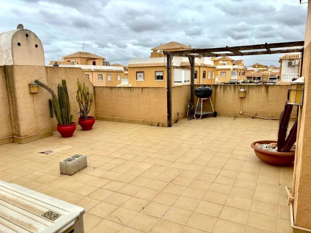 Casa de 80 m² en Rojales