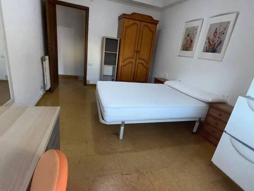 Piso de 95 m² en Ourense