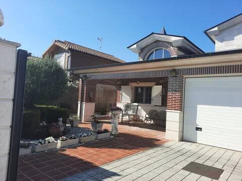 Casa de 211 m² en Boecillo