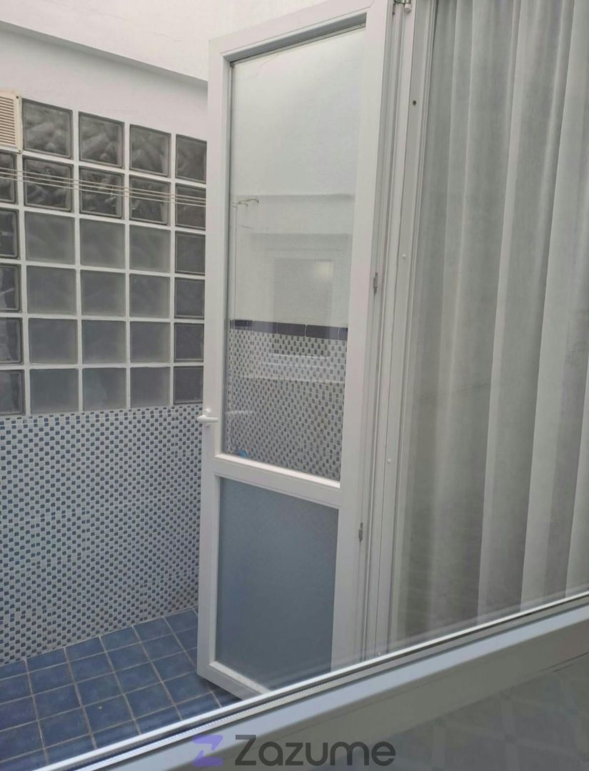 Piso de 90 m² en Linares