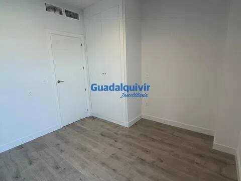 Piso de 101 m² en Dos Hermanas