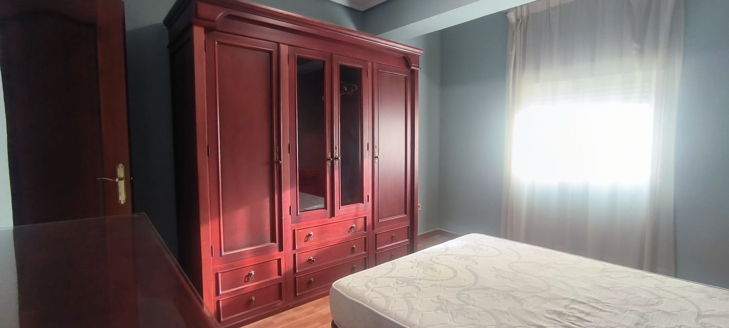 Piso de 75 m² en Almería
