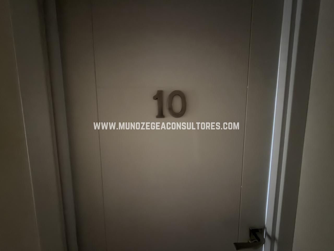 Casa de 198 m² en Lucena