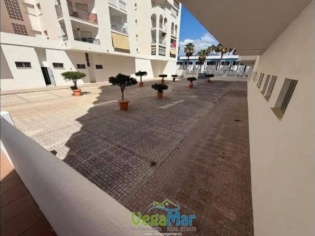 Wohnung 70 m² in Almuñécar