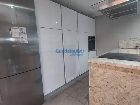 Piso de 105 m² en Dos Hermanas