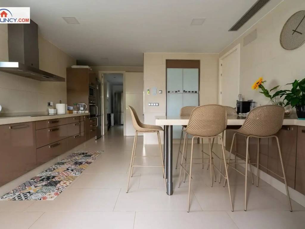 Casa de 372 m² en Dos Hermanas