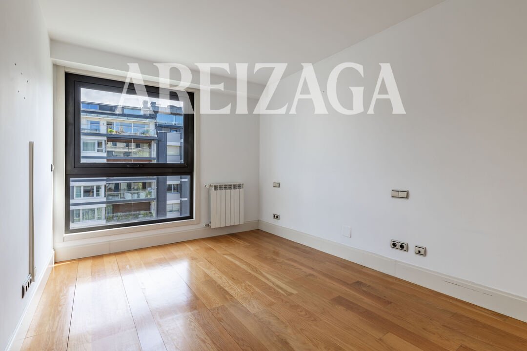Piso de 85 m² en San Sebastián