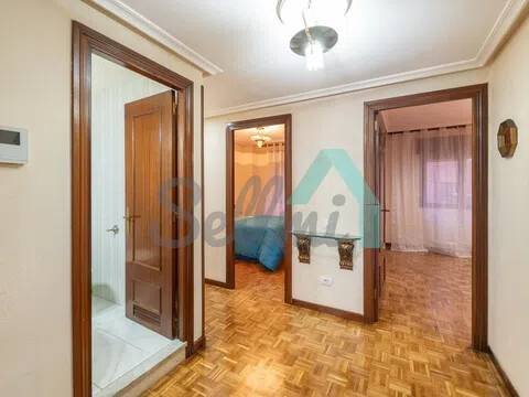 Piso de 105 m² en Oviedo