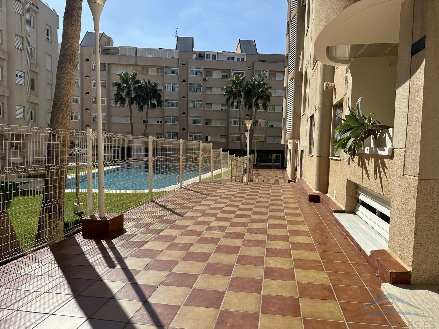 Piso de 80 m² en Roquetas de Mar