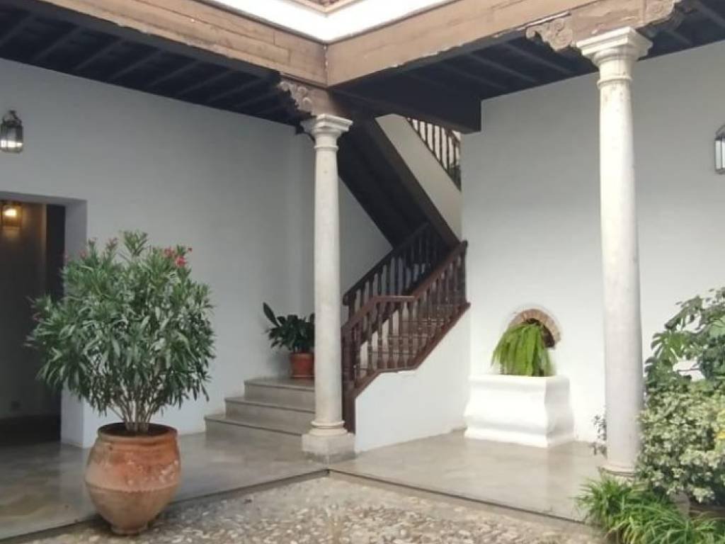 Piso de 95 m² en Granada