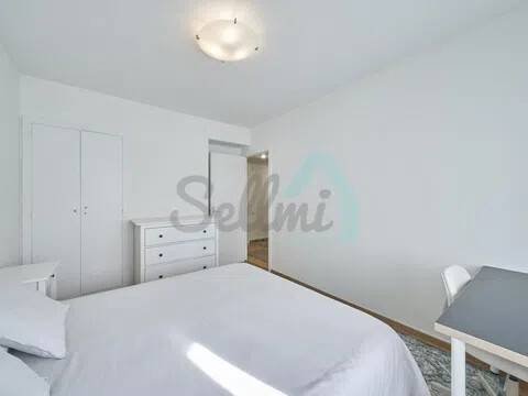 Piso de 87 m² en Oviedo
