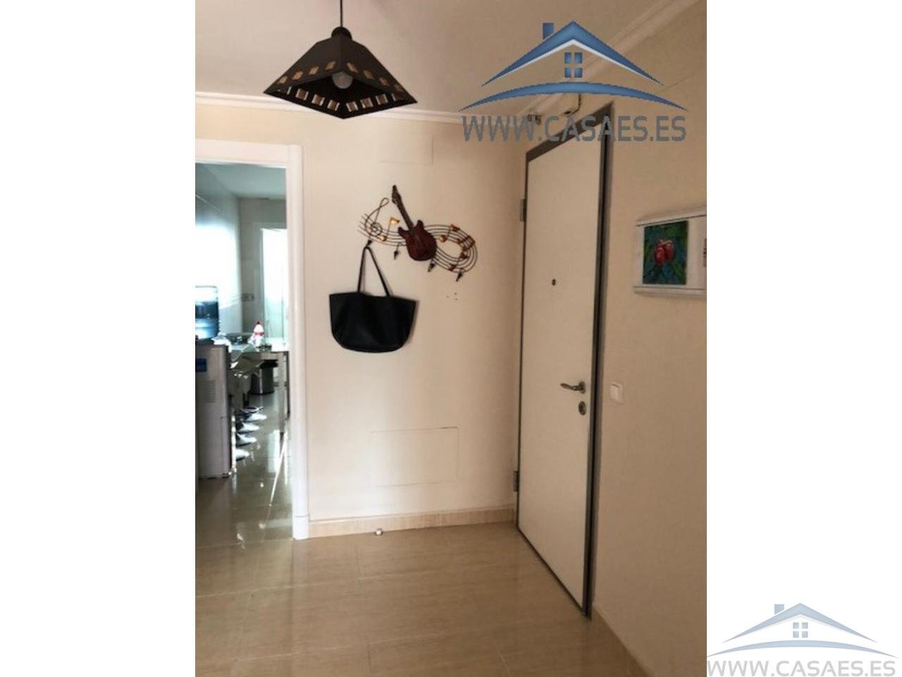 Piso de 80 m² en Roquetas de Mar
