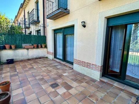 Piso de 305 m² en Segovia