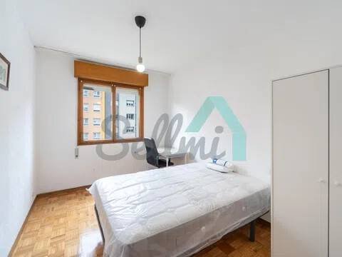 Habitación 103 m², Oviedo