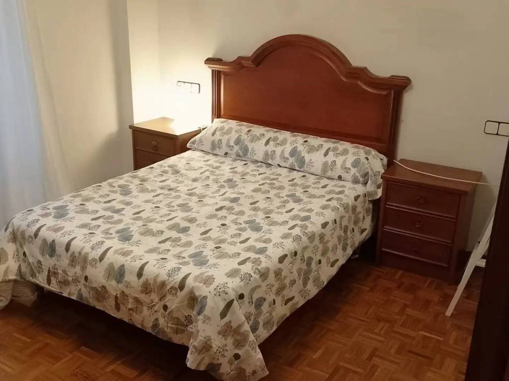 Piso de 95 m² en Oviedo