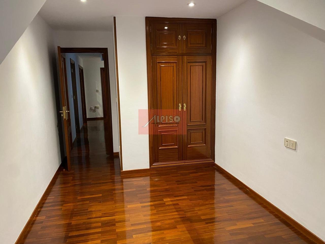 Pis de 82 m² a Ourense