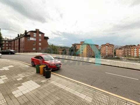 Piso de 93 m² en Oviedo