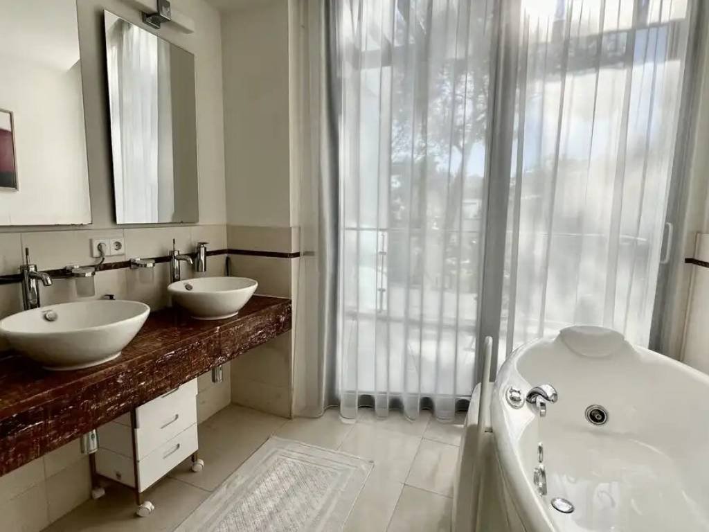 Casa de 466 m² en Marbella