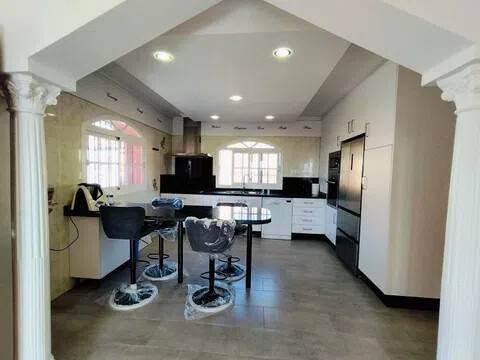 Casa de 250 m² a Casares