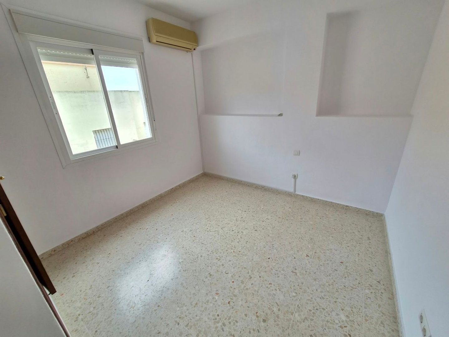 Pis de 120 m² a Bollullos de la Mitación