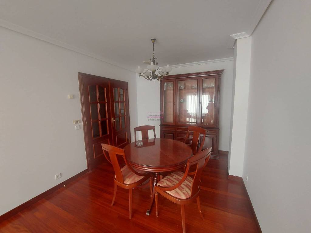 Pis de 90 m² a Vigo