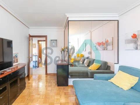 Piso de 72 m² en Oviedo