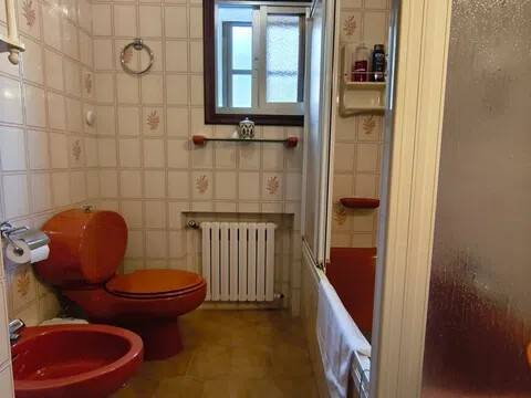 Casa de 280 m² en Oleiros
