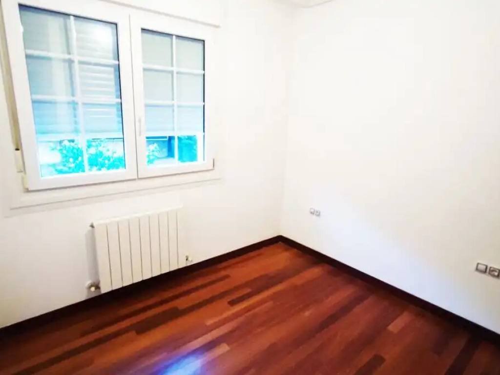 Casa de 180 m² en Escoriaza