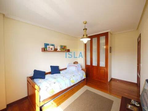 Piso de 200 m² en Laredo