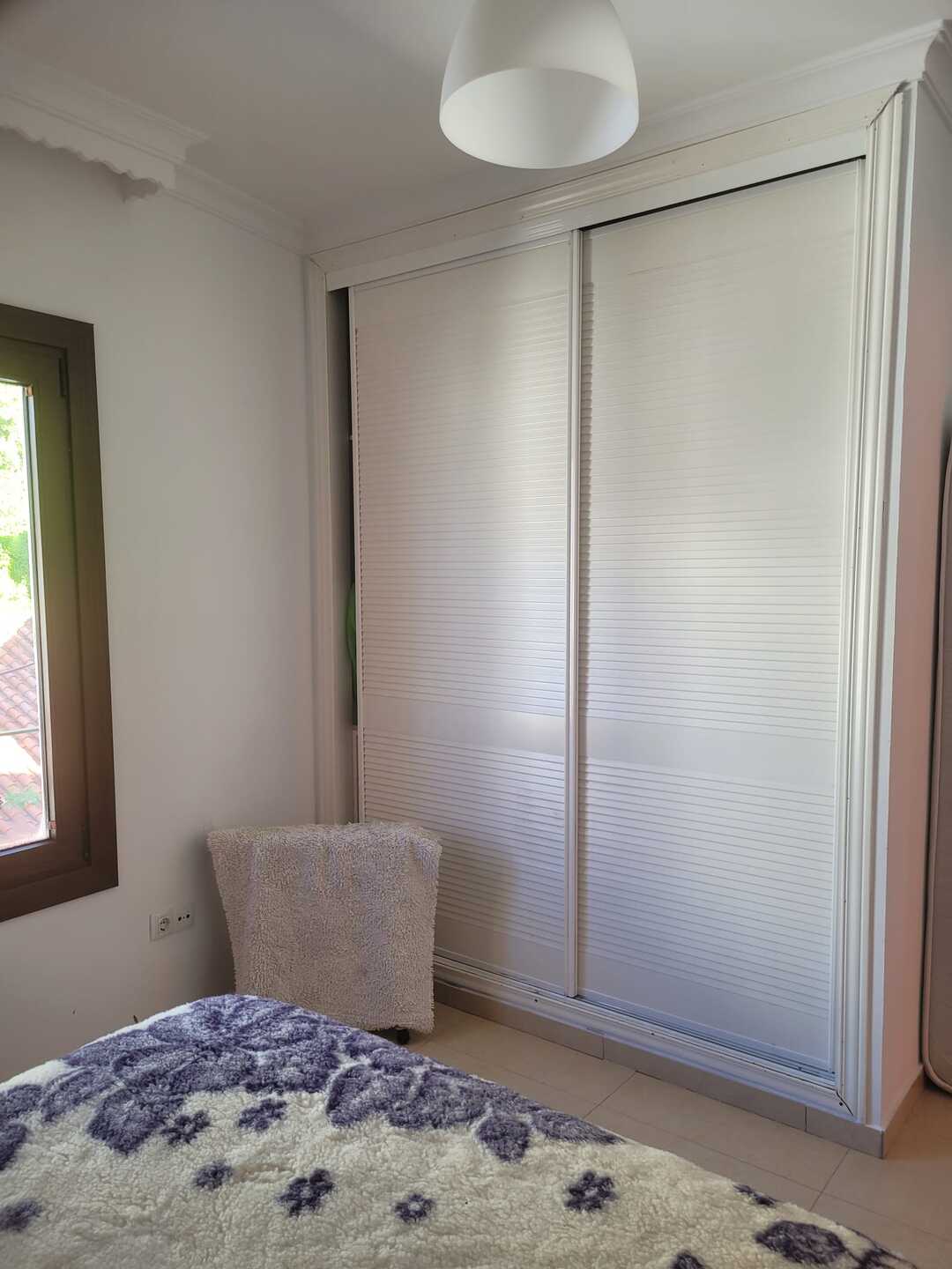Habitación 12 m², Casares