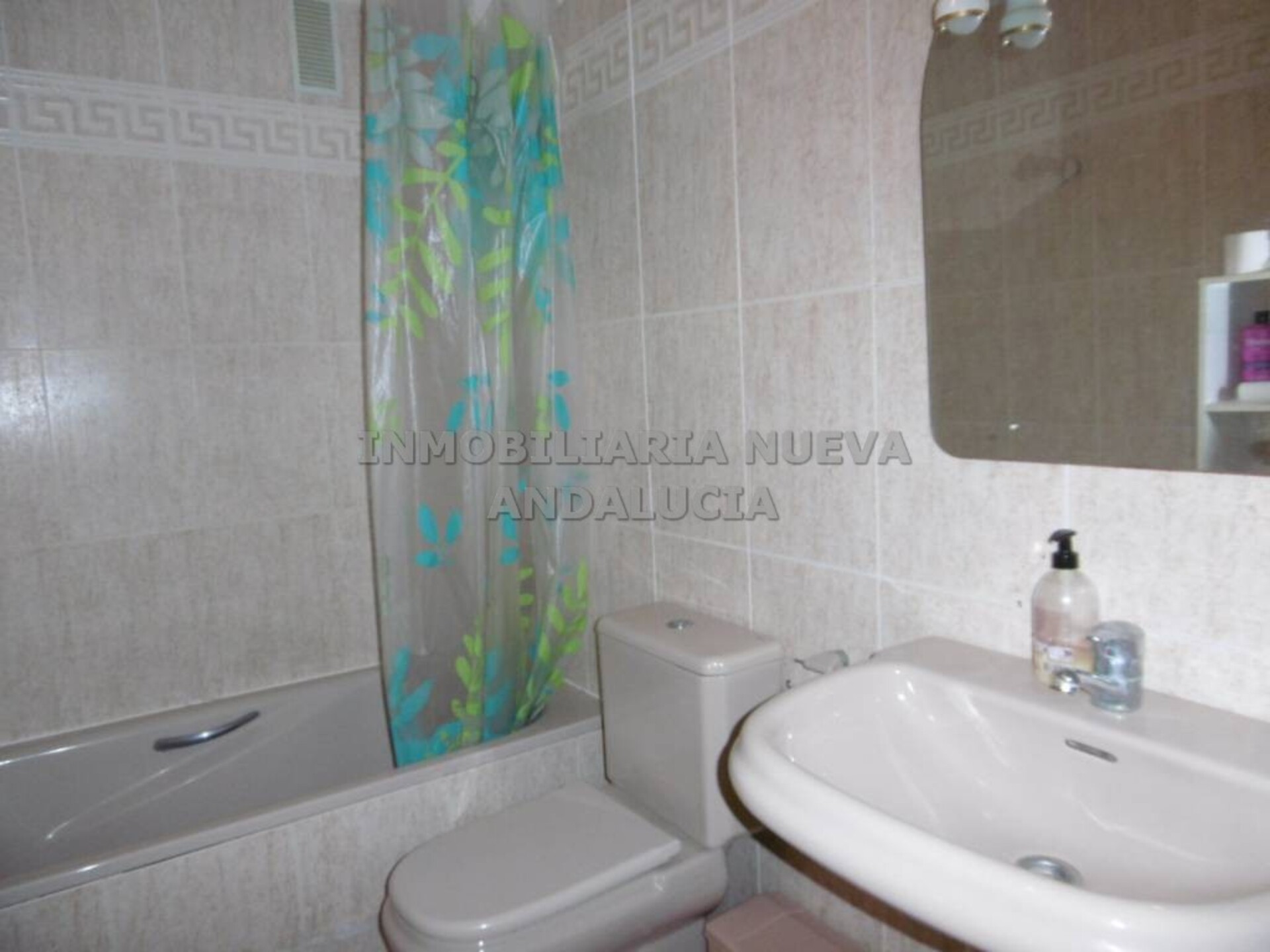 Piso de 125 m² en Almería