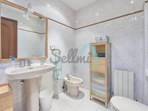 Piso de 57 m² en Oviedo