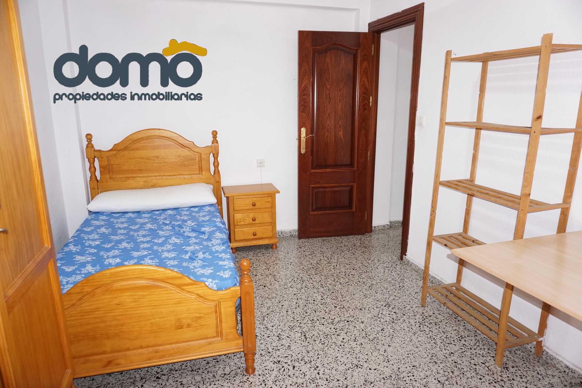 Piso de 90 m² en Granada