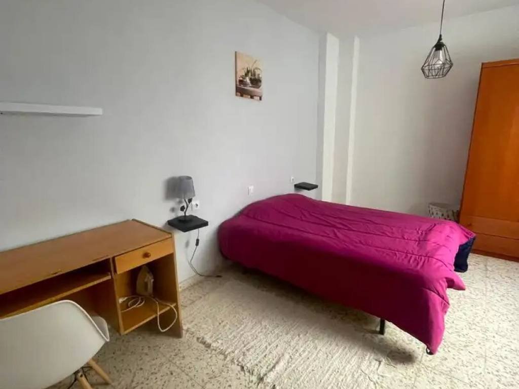 Piso de 90 m² en Jaén