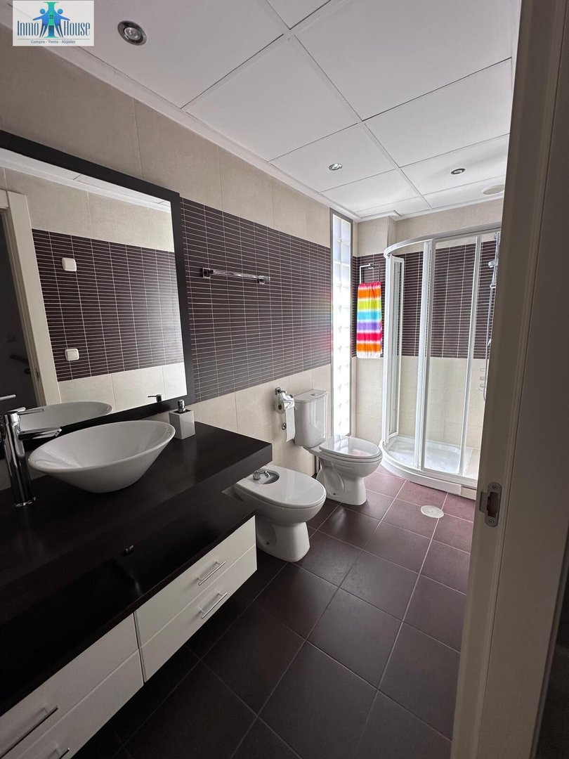 Piso de 240 m² en Albacete