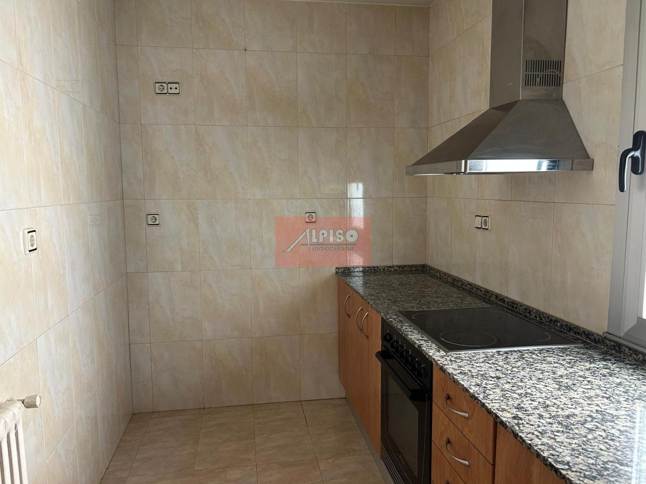 Piso de 81 m² en Ourense
