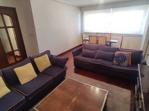 Piso de 90 m² en Ourense
