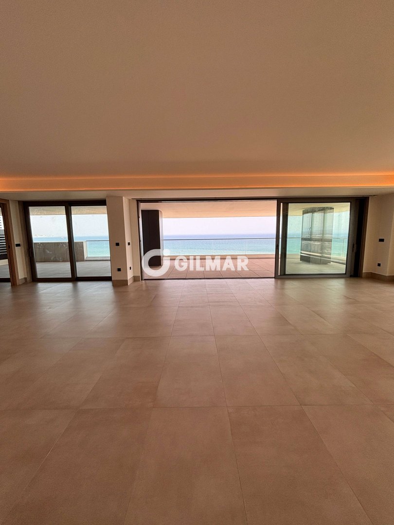 Wohnung 309 m² in Málaga