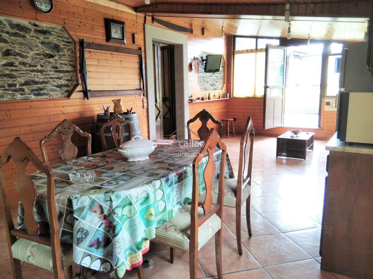 Casa de 182 m² en Valdoviño