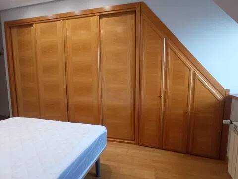 Piso de 93 m² en Oviedo