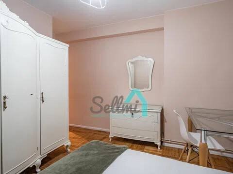 Piso de 80 m² en Oviedo