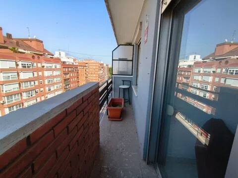 Zimmer 190 m², Valencia