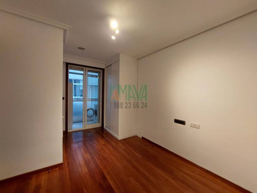 Pis de 98 m² a Ourense