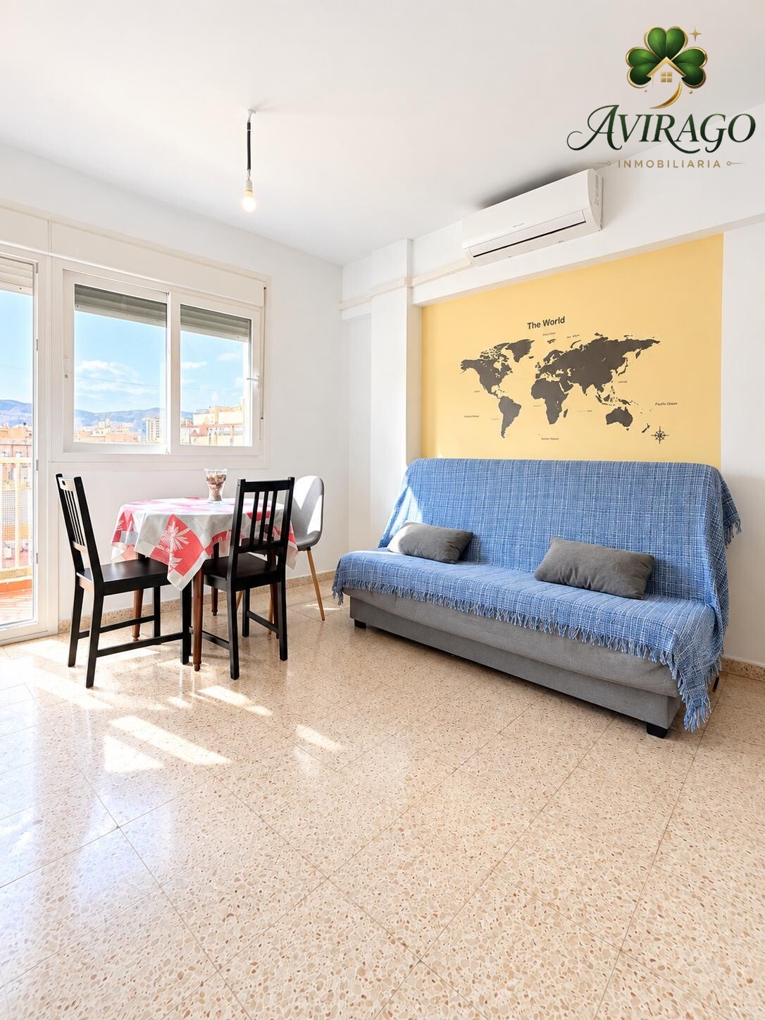Piso de 77 m² en Almería