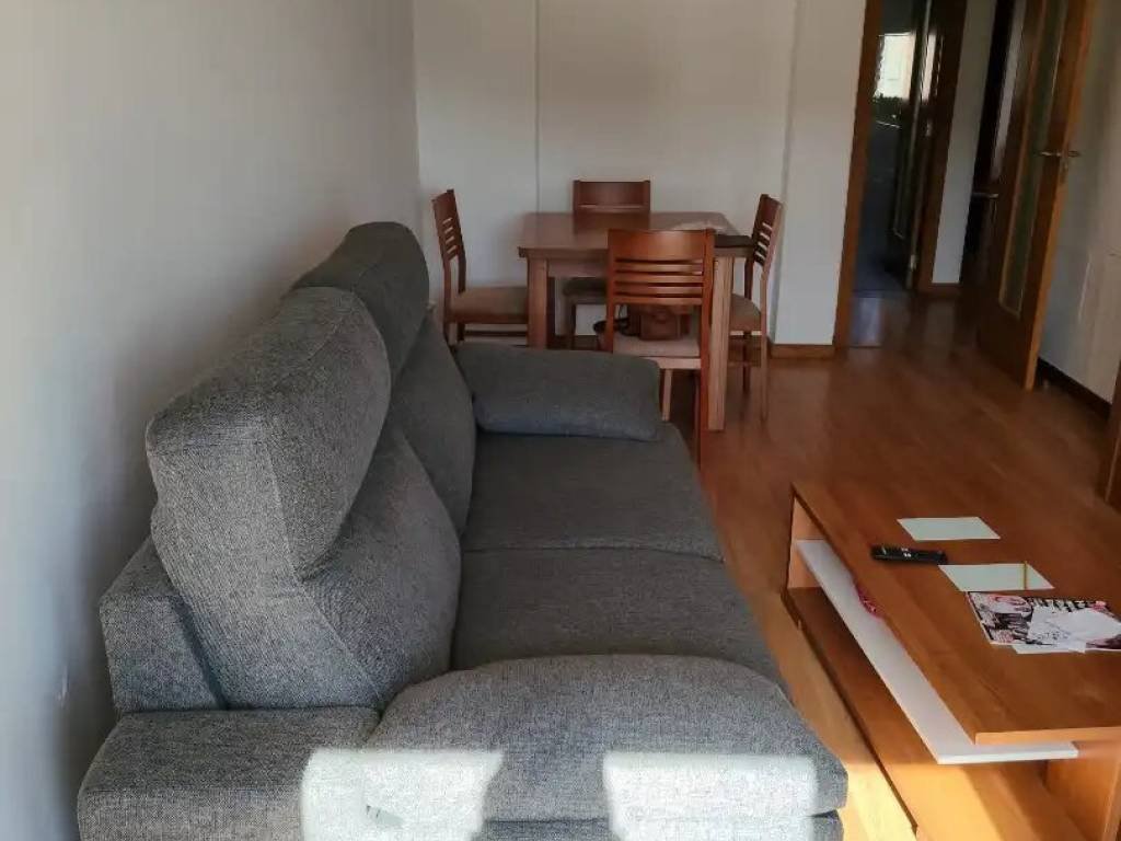 Piso de 70 m² en Ribeira