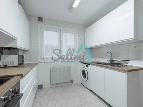 Piso de 84 m² en Oviedo