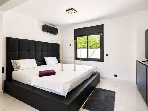 Casa de 350 m² en Castelldefels